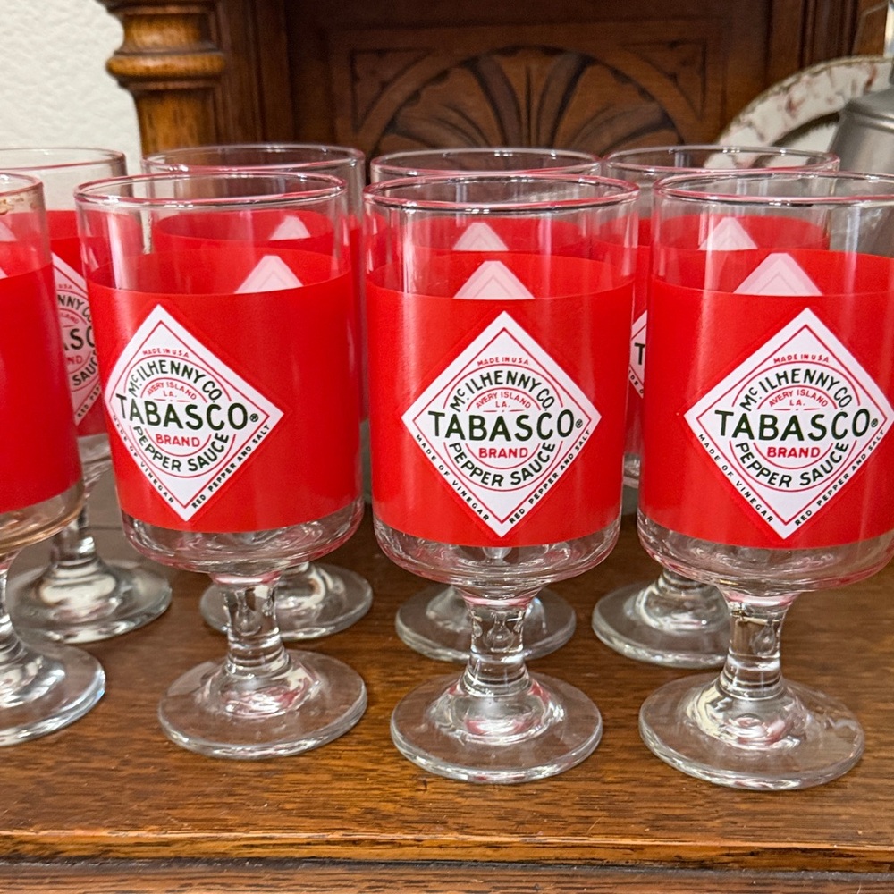 HOT MAMA
Tabasco Red Glass Collection